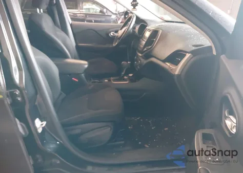 2015 Jeep Cherokee Latitude z USA, uszkodzony, nr VIN 1C4PJMCS6FW792306